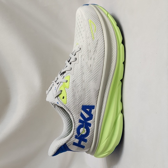 Hoka Other - Hoka One One Clifton 9 Sneakers (M Size 9.5D)